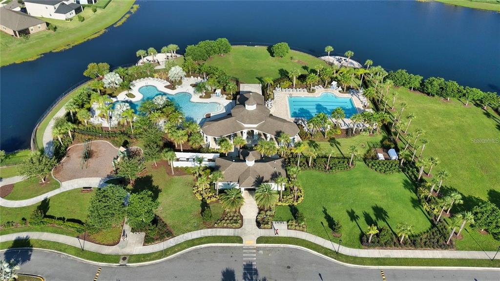 14442 Editors Note Street Ruskin, FL 33573 - Photo 28 of 31 a vase of flowers sitting on a table