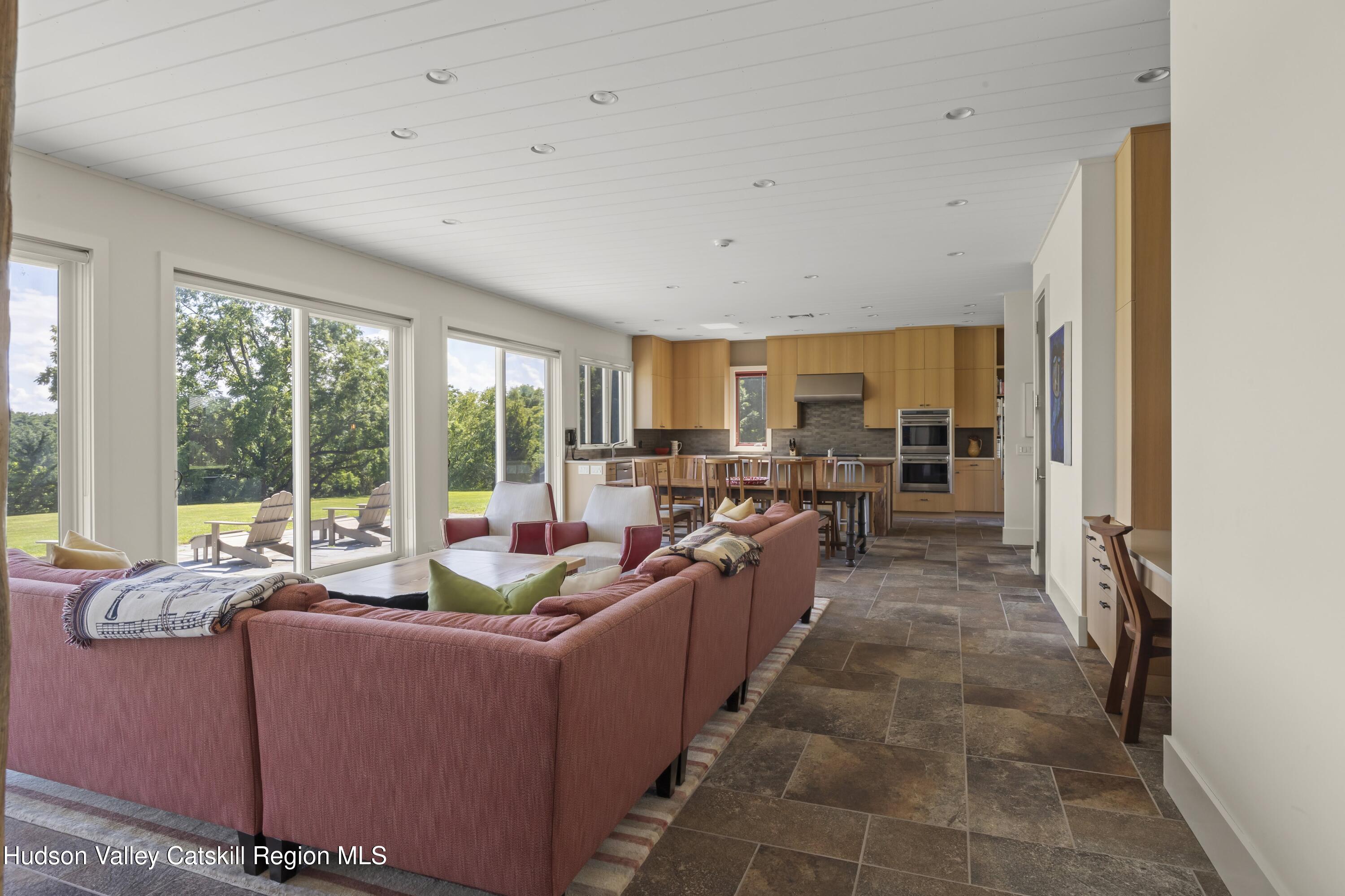 149 Indian Ridge Extension Leeds, NY 12451 - Photo 7 of 40 07