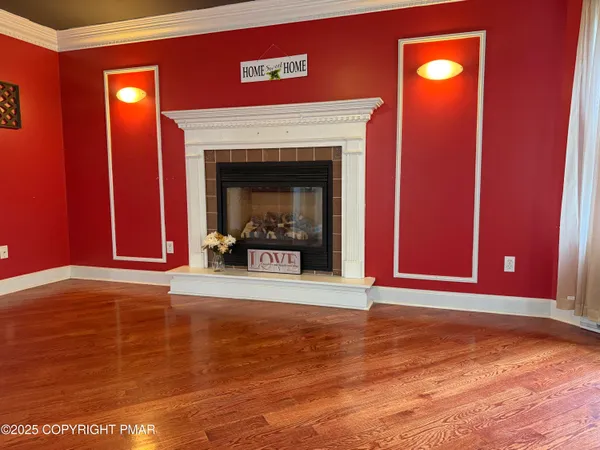 $418,000 | 3584 Bristol Circle West, East Stroudsburg, PA 18302