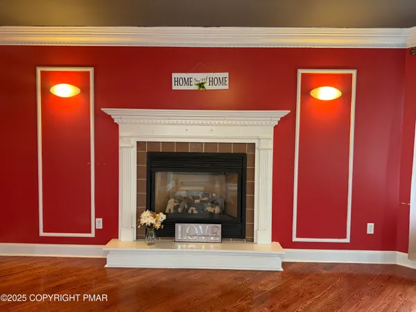 $418,000 | 3584 Bristol Circle West, East Stroudsburg, PA 18302