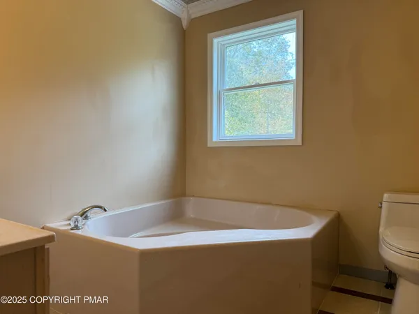 $418,000 | 3584 Bristol Circle West, East Stroudsburg, PA 18302