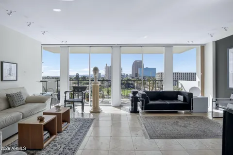 $520,000 | 2323 North Central Avenue, Unit 603, Phoenix, AZ 85004
