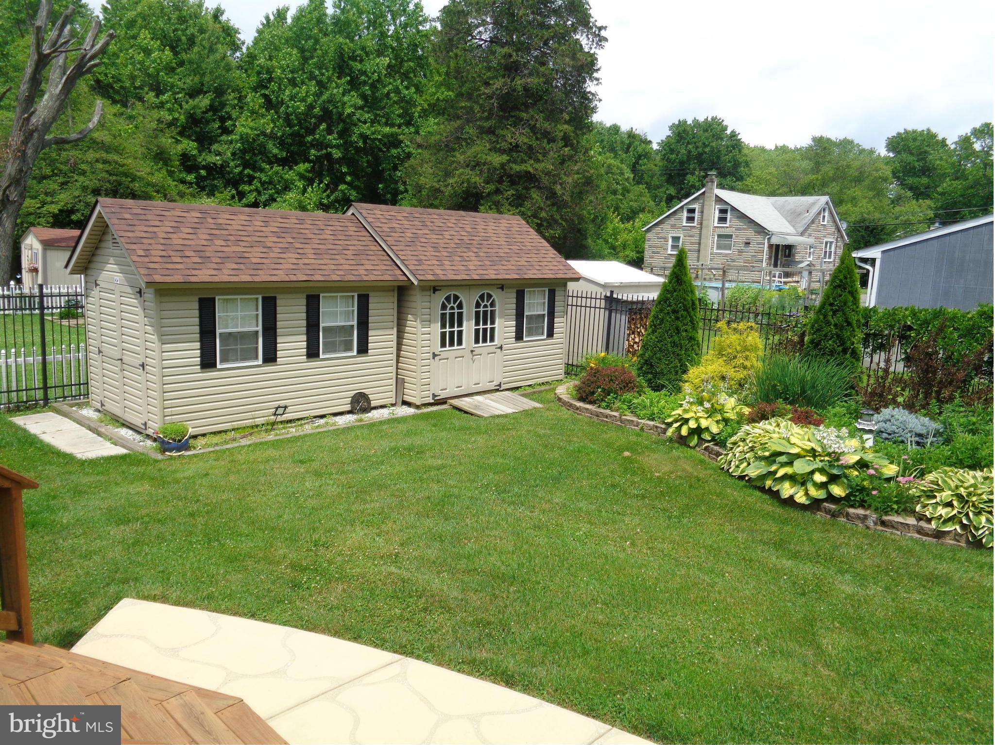 1113 Cedar Creek Road Baltimore, MD 21221 - Photo 26 of 28 TWO LARGE AMISH SHEDS