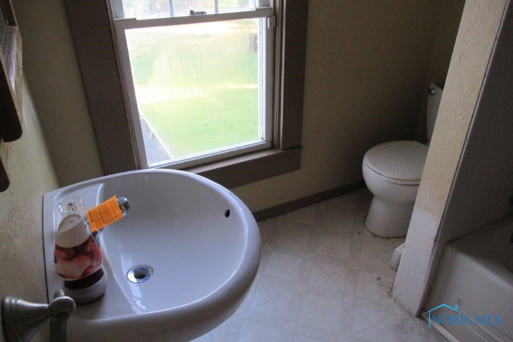 6548 Scotch Ridge Road Pemberville, OH 43450 - Photo 17 of 25 Gallery Image 17