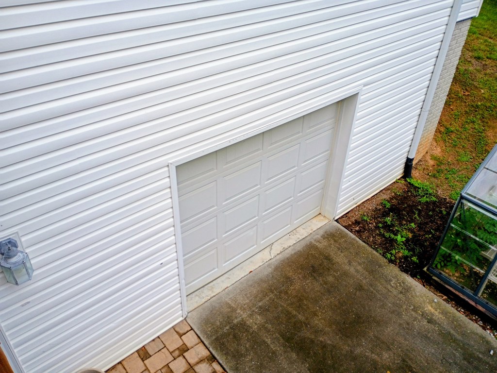 303 Wilson Road Chatsworth, GA 30705 - Photo 38 of 55 Entrance to 2 car garage