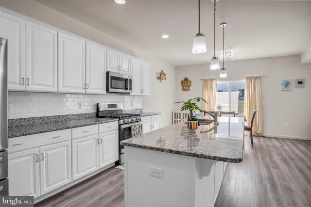 $435,000 | 1842 Shady Lane, Mechanicsburg, PA 17055