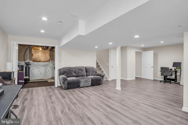 $435,000 | 1842 Shady Lane, Mechanicsburg, PA 17055