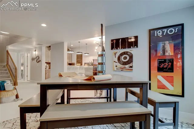 a view of a workspace with furniture