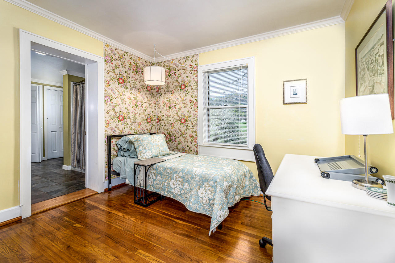 341 Fulton Road Harrogate, TN 37752 - Photo 16 of 20 _MG_1795-Edit