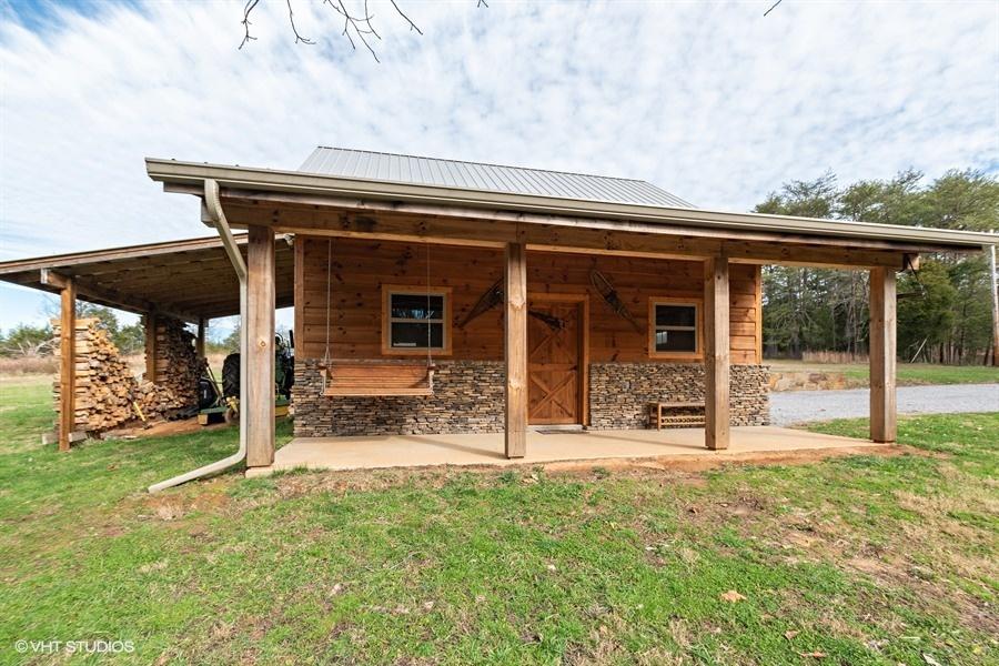 792 Haynes Road Dandridge, TN 37725 - Photo 3 of 25 04_792HaynesRd_2004_LowRes