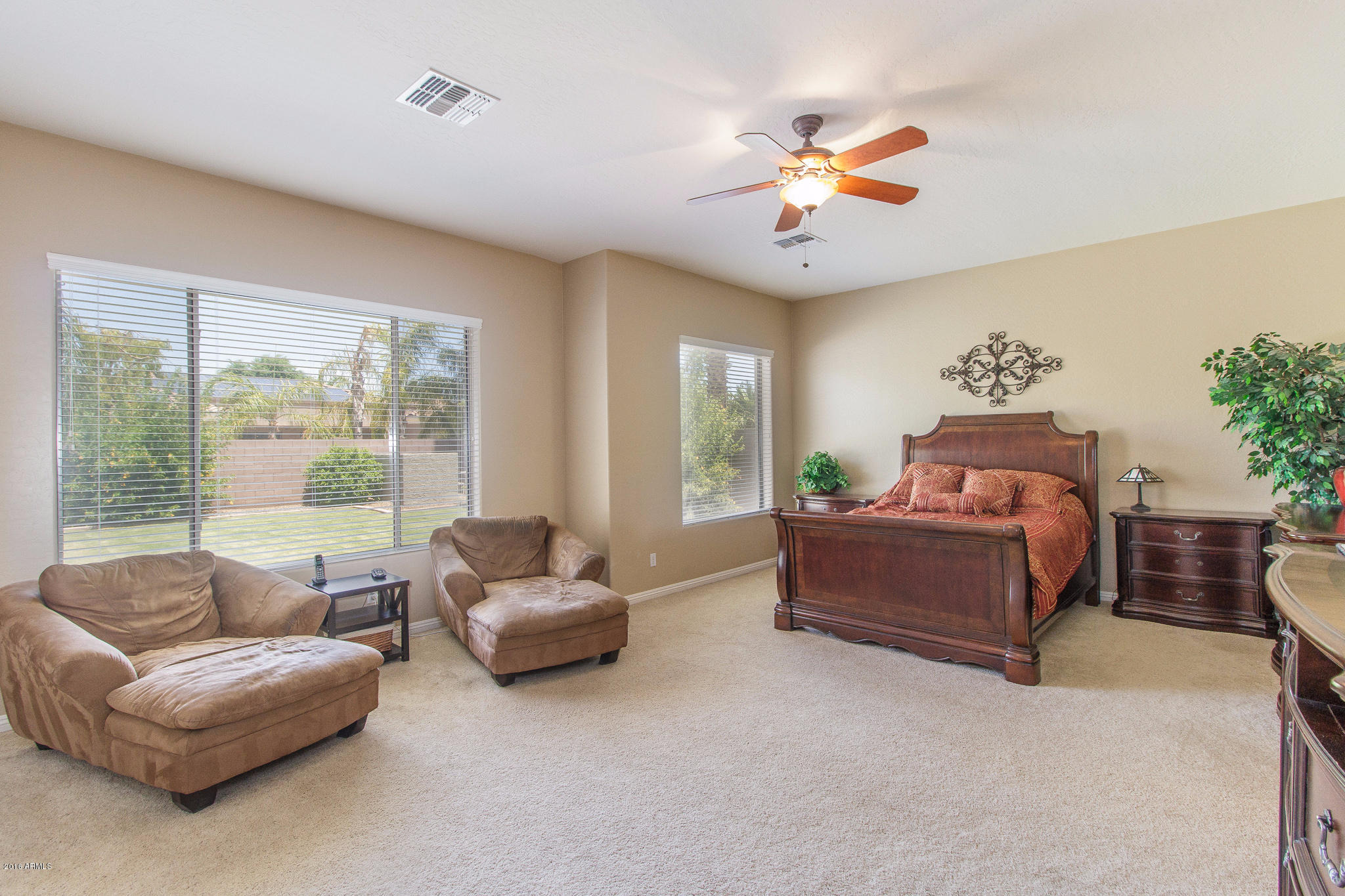 614 East Hopkins Road Gilbert, AZ 85295 - Photo 15 of 46 15) MASTER BEDROOM_UP