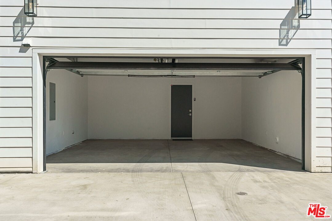 14652 West Sara Lane Panorama City, CA 91402 - Photo 28 of 33