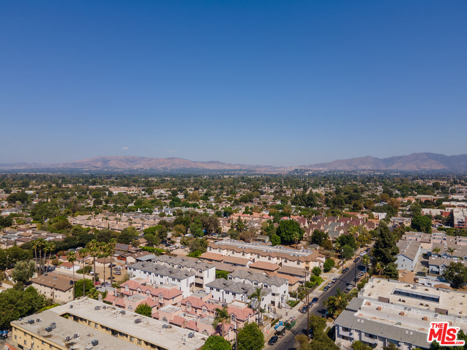 14652 West Sara Lane Panorama City, CA 91402 - Photo 32 of 33 an aerial view of a city