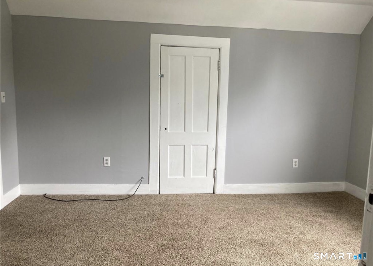 20 Pleasant Street Windsor Locks, CT 06096 - Photo 21 of 30