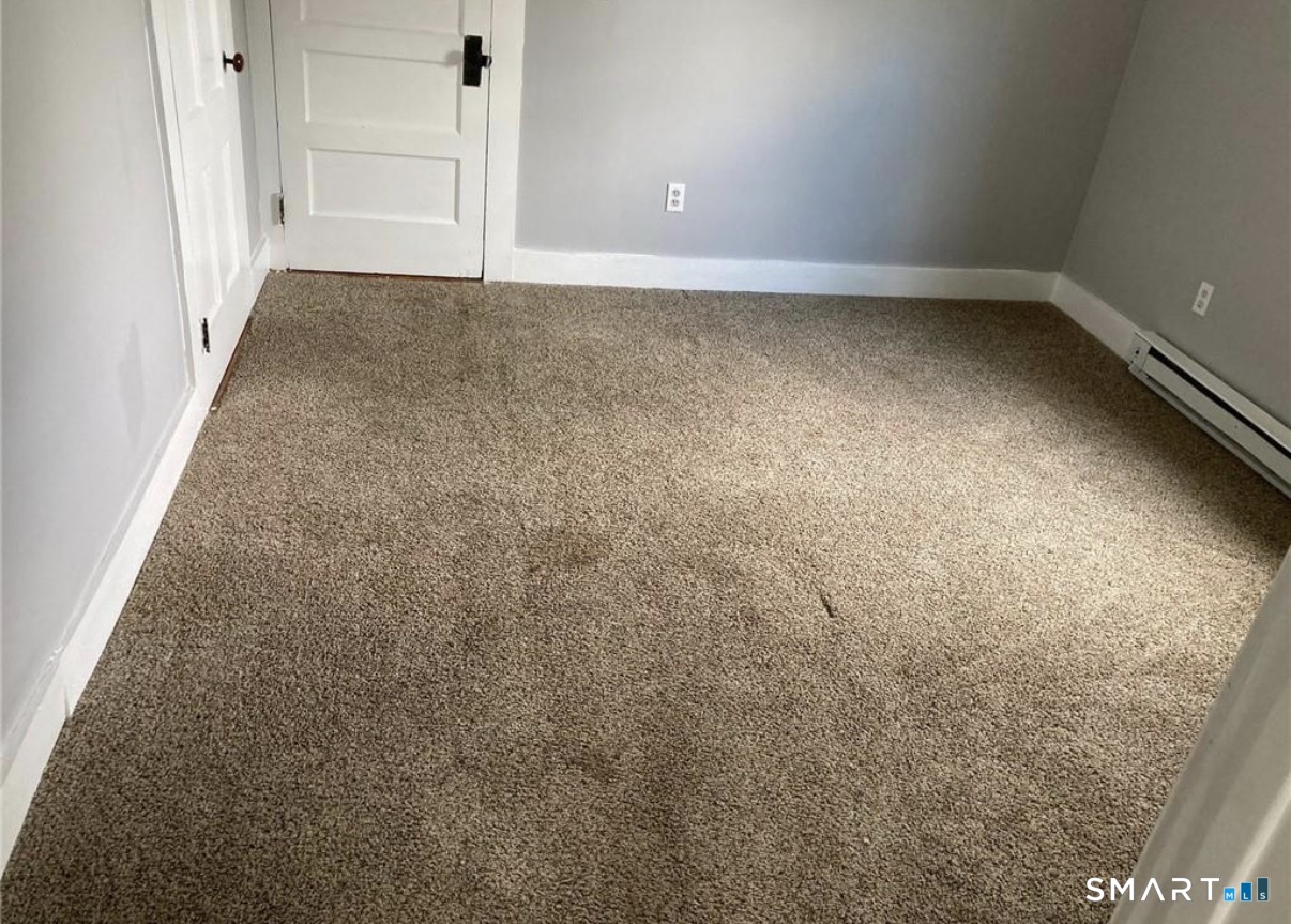 20 Pleasant Street Windsor Locks, CT 06096 - Photo 23 of 30