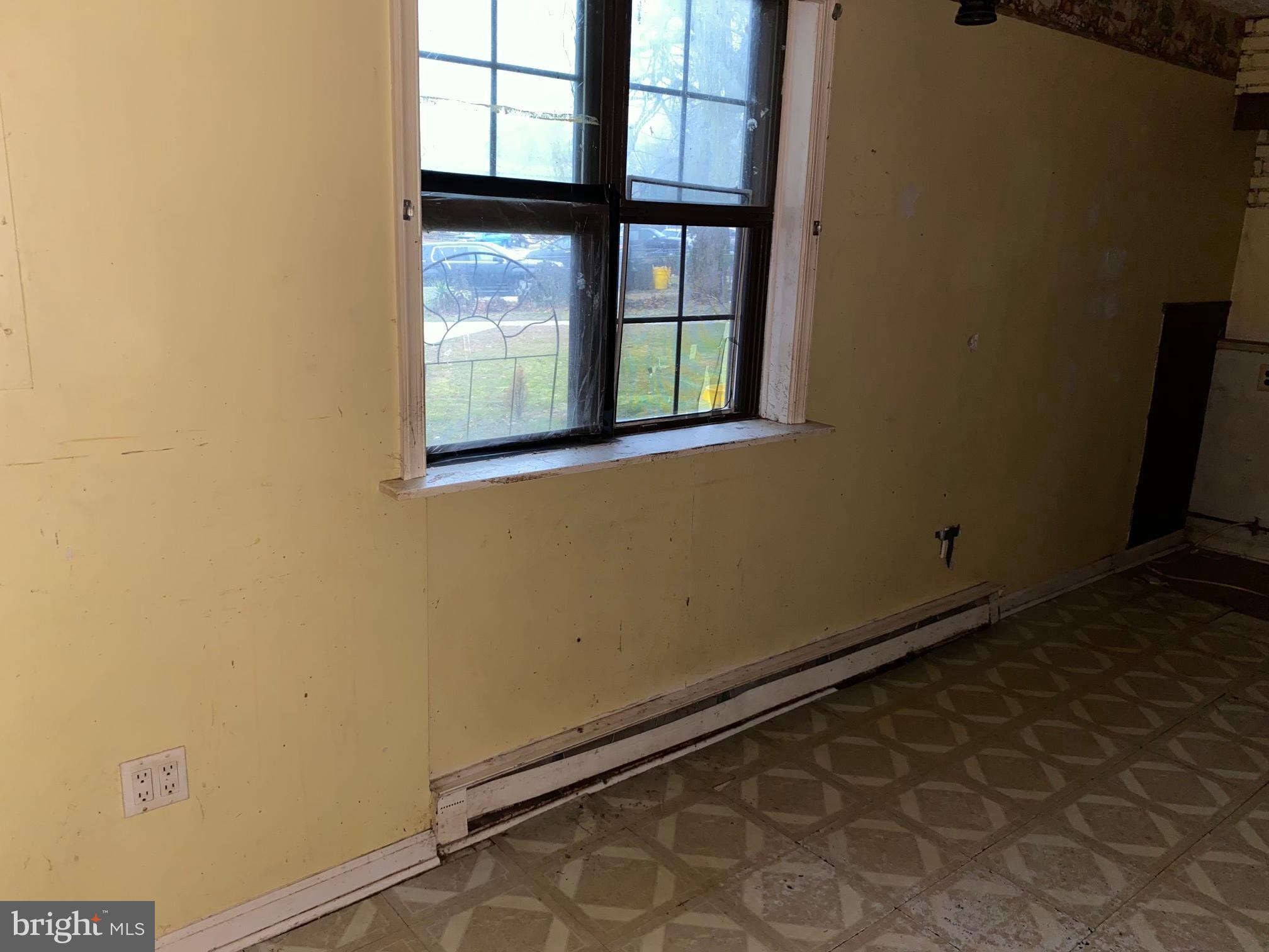 100 Hampshire Road Sicklerville, NJ 08081 - Photo 6 of 27 Gallery Image 6