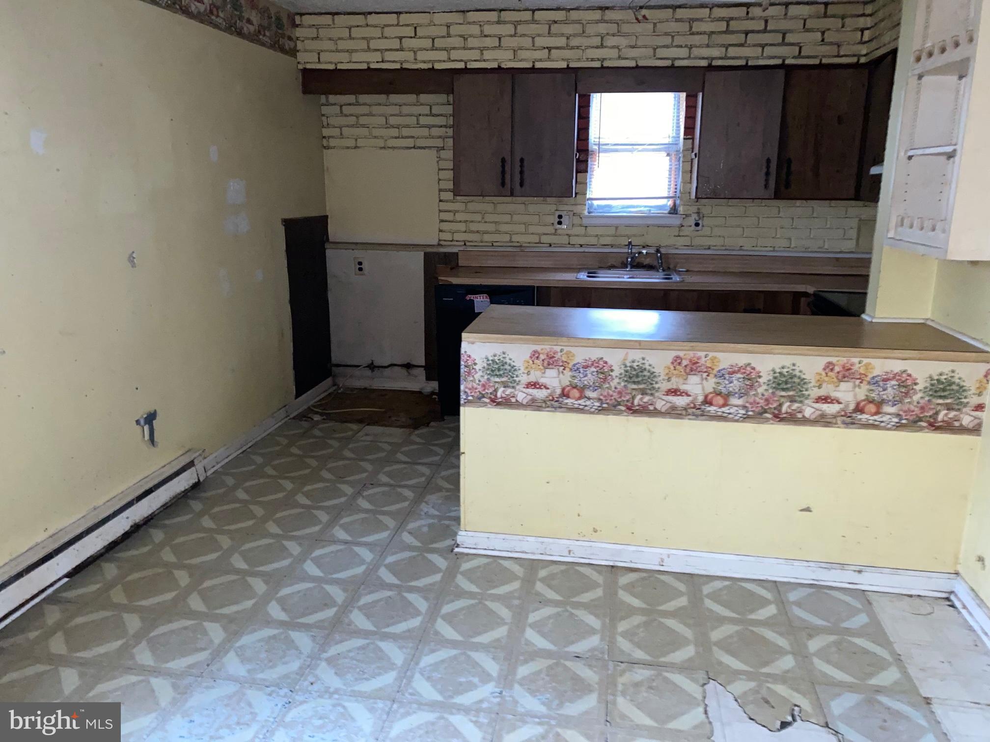 100 Hampshire Road Sicklerville, NJ 08081 - Photo 7 of 27 Gallery Image 7