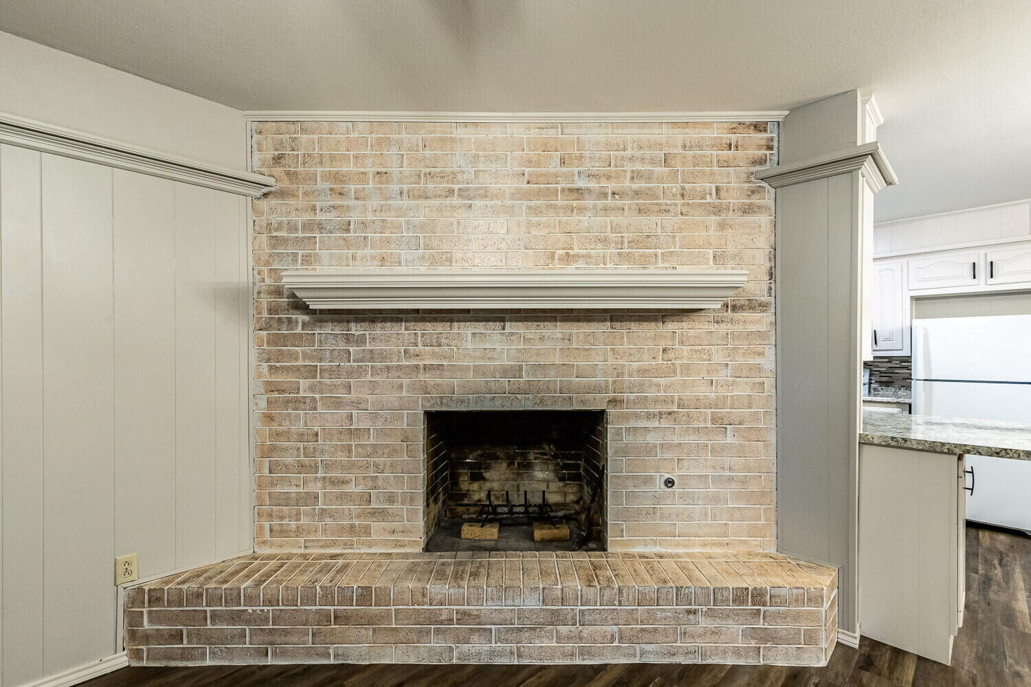 7005 Geneva Avenue, Unit B Lubbock, TX 79413 - Photo 3 of 24 7005 B Geneva-14