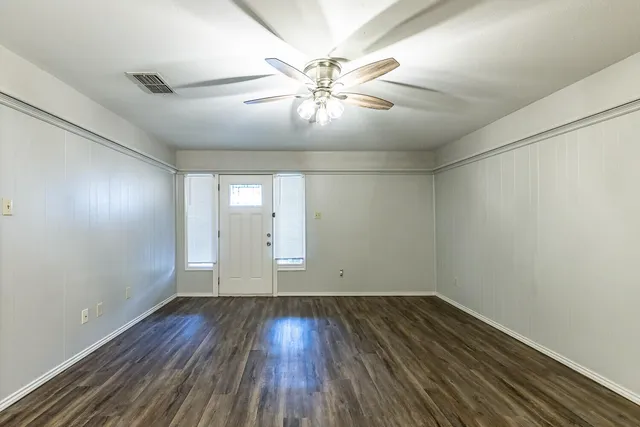 $1,200 | 7005 Geneva Avenue, Unit B, Lubbock, TX 79413