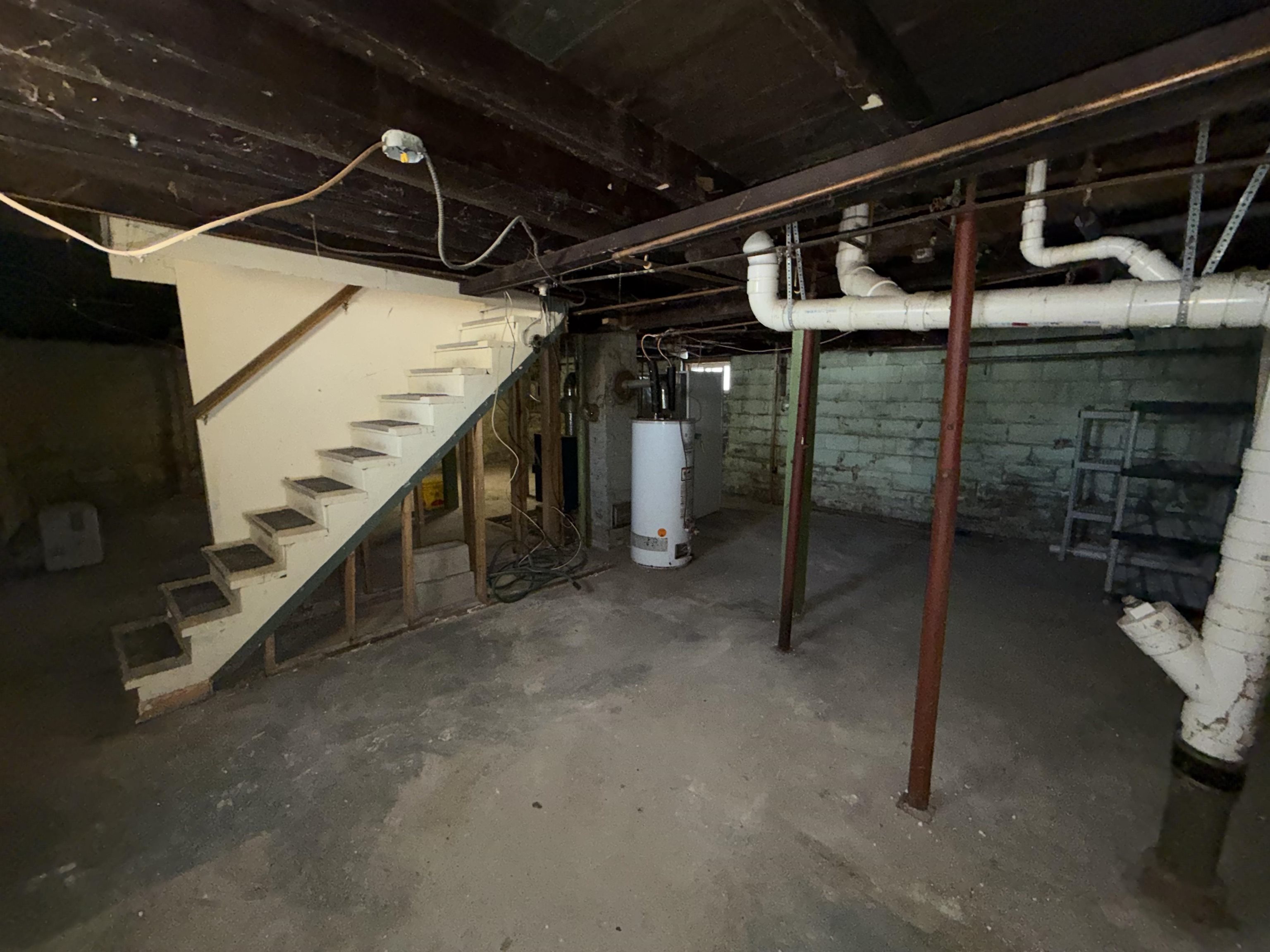 38 Bell Street Nashua, NH 03064 - Photo 18 of 20