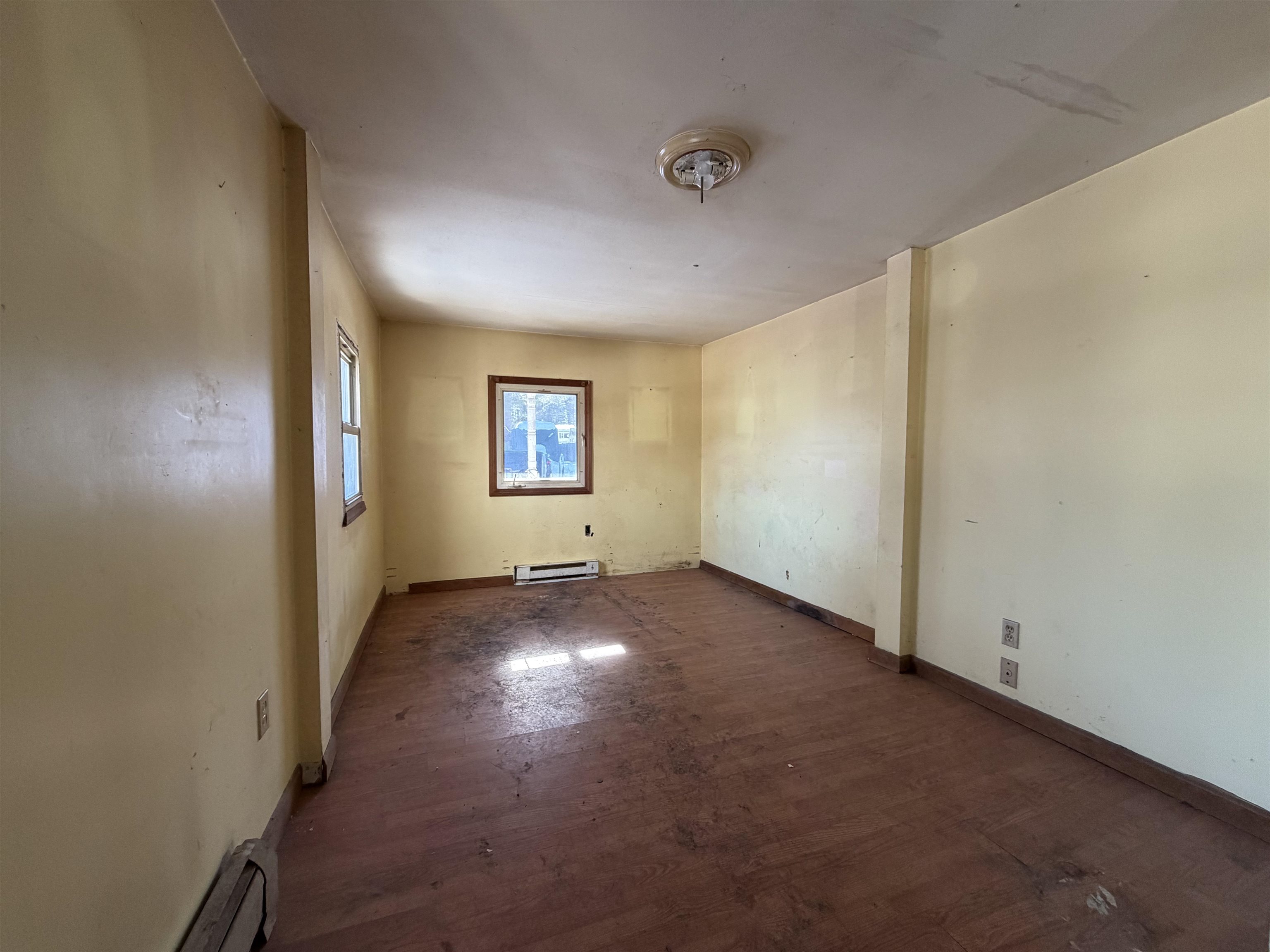 38 Bell Street Nashua, NH 03064 - Photo 8 of 20