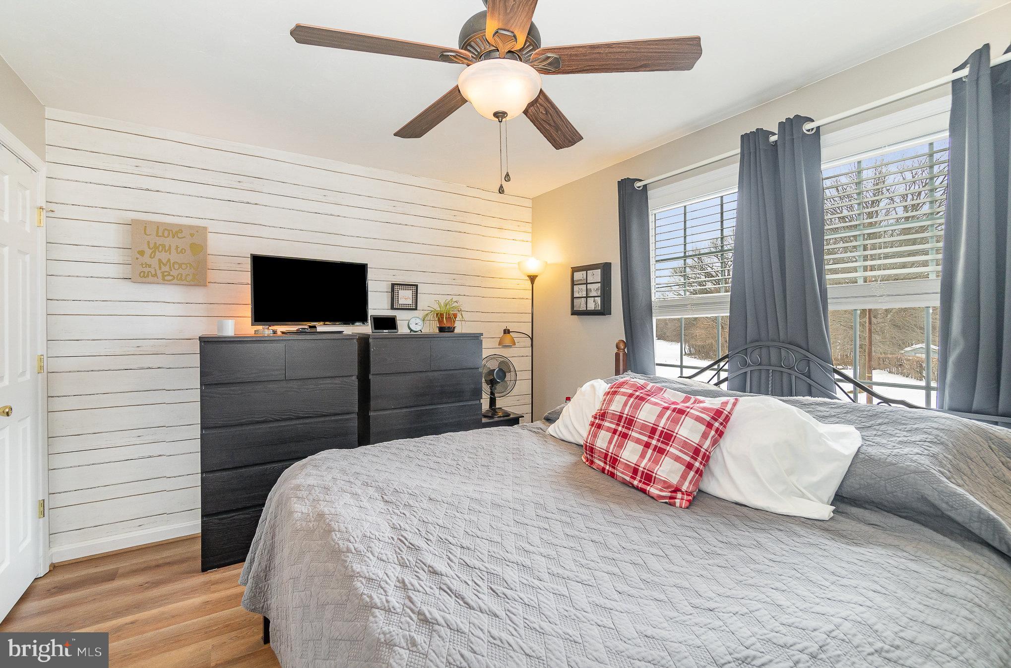 2378 Grandview Road Hanover, PA 17331 - Photo 17 of 32