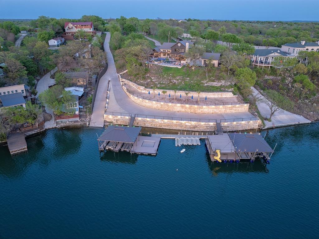 145 Lakeside Lane Gainesville, TX 76240 - Photo 2 of 39 Two docks and a private road that leads down to the lake!