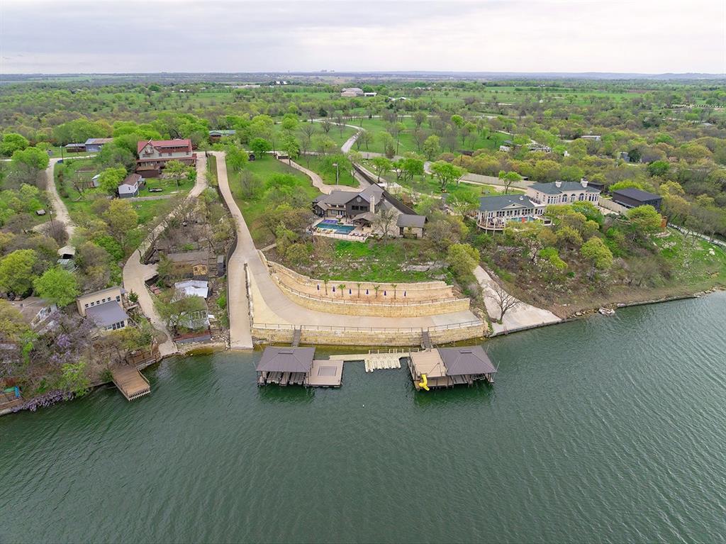 145 Lakeside Lane Gainesville, TX 76240 - Photo 35 of 39 Check out your private concrete road that leads to the lake!