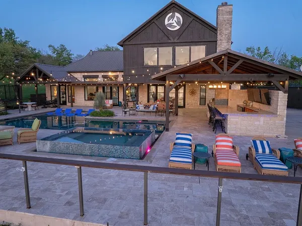 $3,600,000 | 145 Lakeside Lane, Gainesville, TX 76240