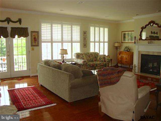 1238 Laurel Oak Lane York, PA 17403 - Photo 11 of 33 Gallery Image 11