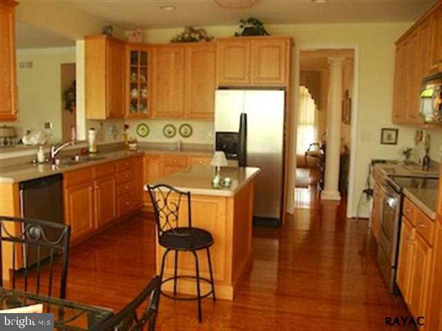 1238 Laurel Oak Lane York, PA 17403 - Photo 8 of 33 Gallery Image 8