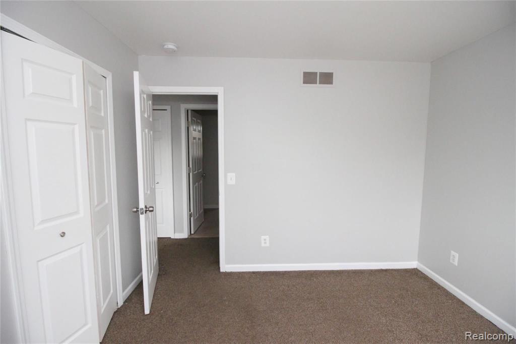 21840 15 Mile Road Clinton Township, MI 48035 - Photo 25 of 25