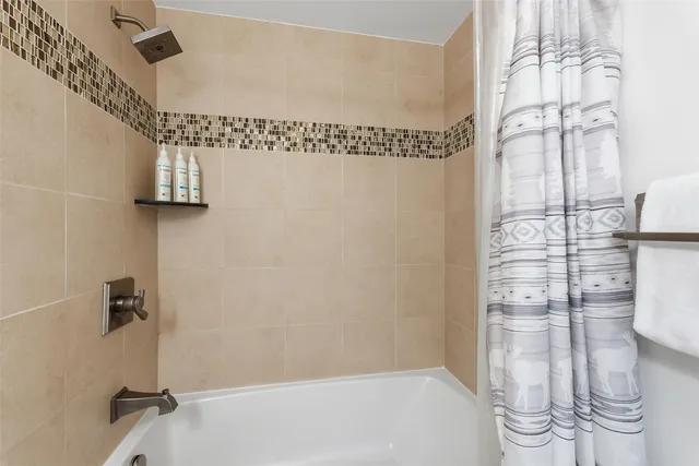 $685,000 | 401 West La Bonte Street, Unit 202, Dillon, CO 80435