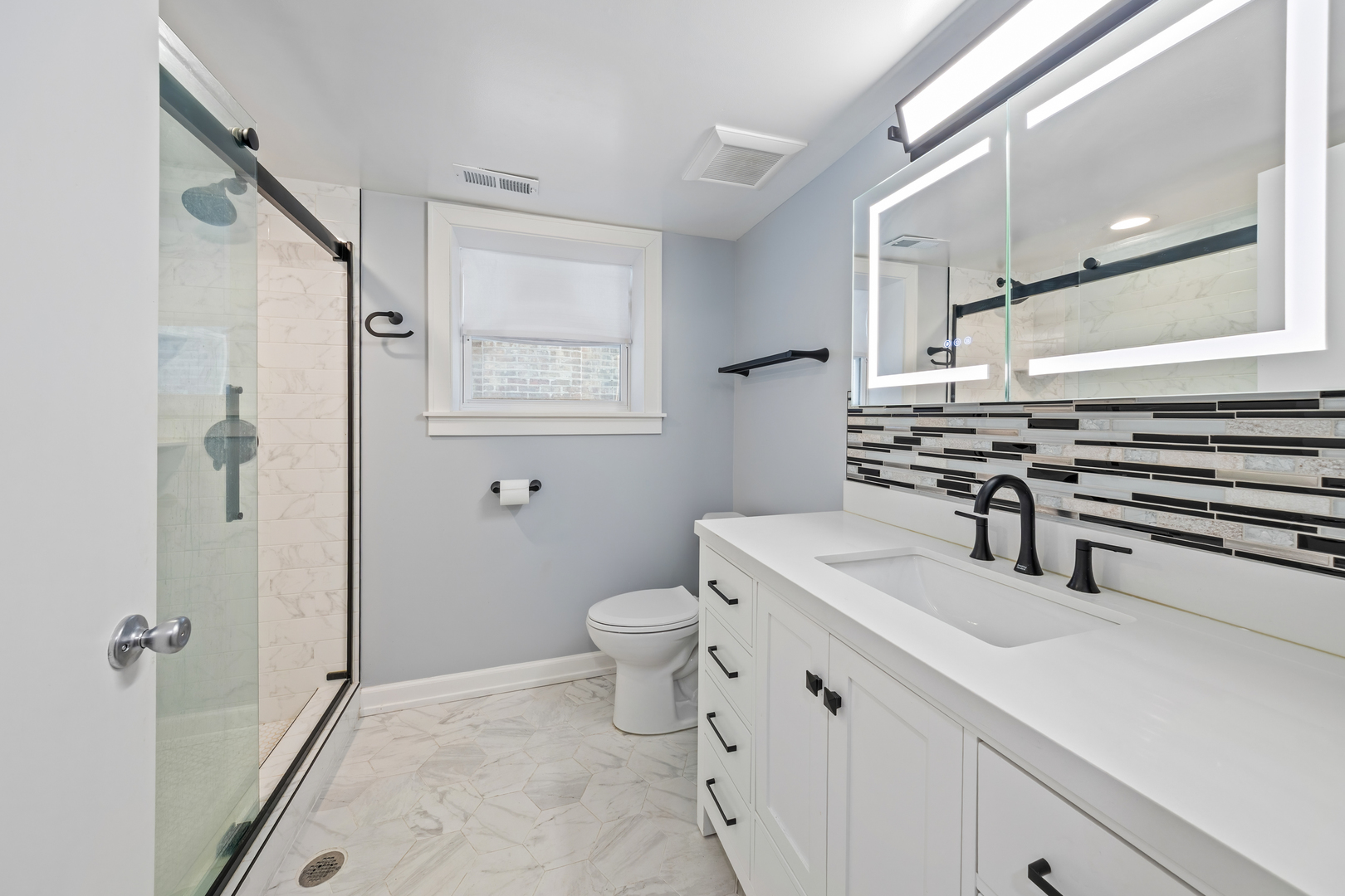 5219 West Deming Place, Unit G Chicago, IL 60639 - Photo 12 of 17