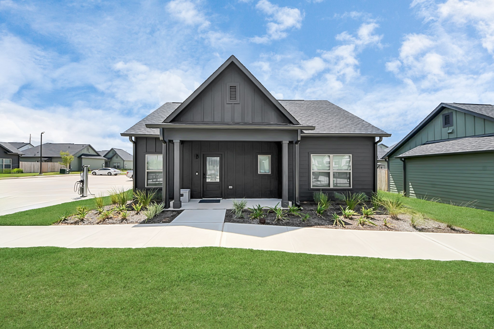 7711 Longmire Road, Unit 5 Conroe, TX 77304 - Photo 28 of 48 Welcome to an exclusive Gated Resort Style Community with a distinctive neighborhood feel that provides a maintenance free lifestyle.Nestled in Conroe offering Single Family Home-2 Bedrooms,2 baths, w/private back yard!