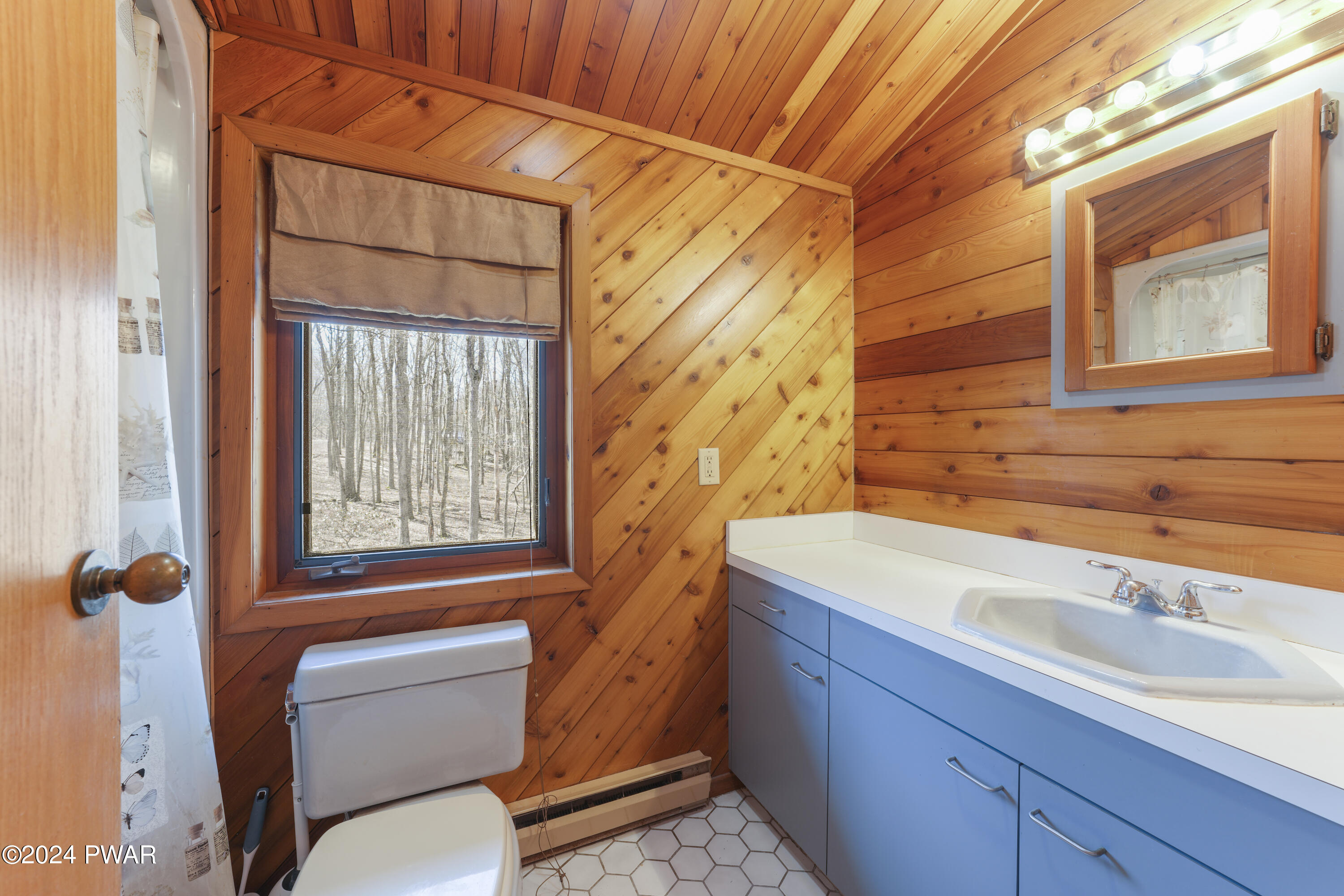 125 Weasel Road Dingmans Ferry, PA 18328 - Photo 25 of 30