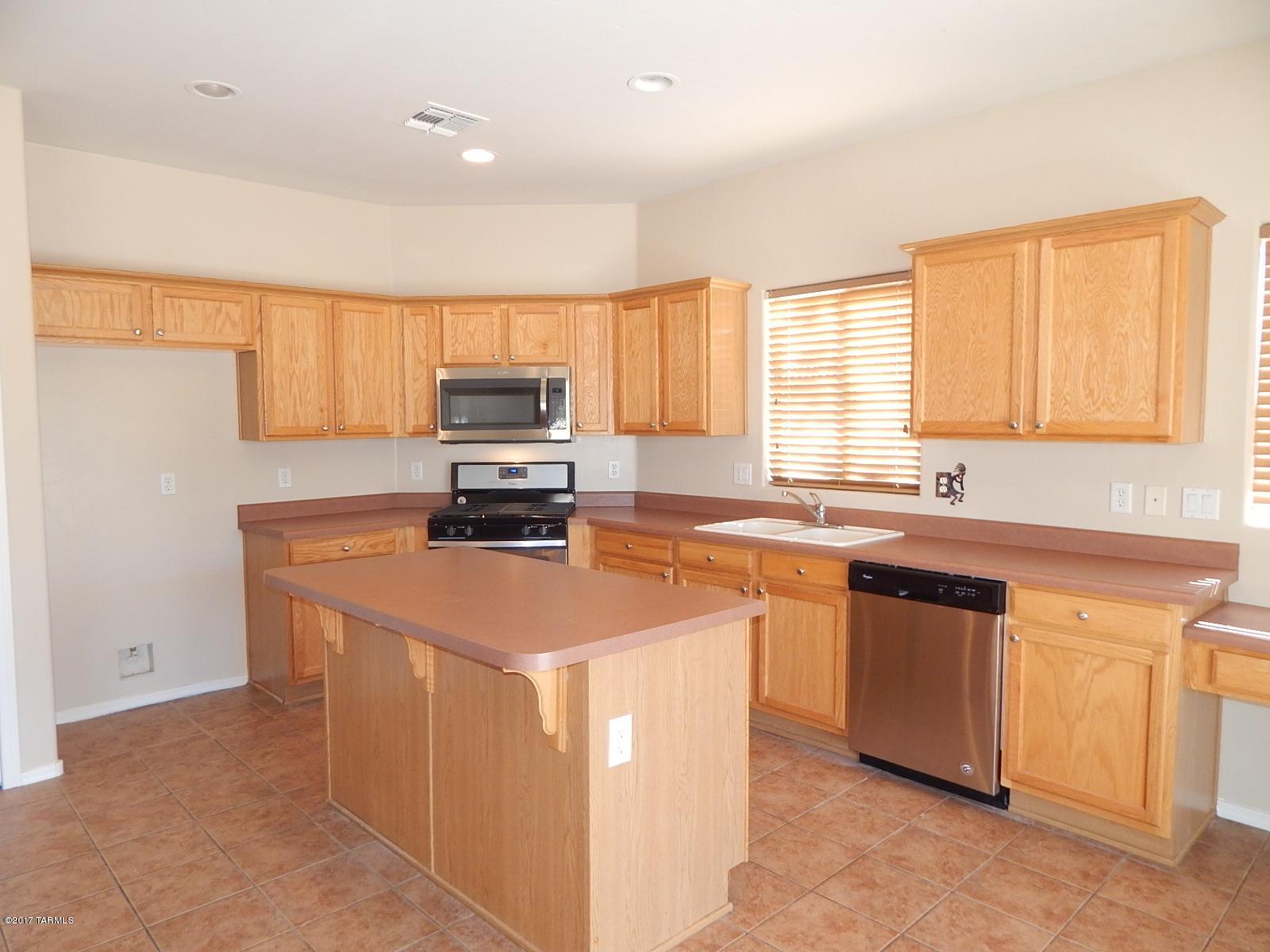 3498 South Desert Promenade Road Tucson, AZ 85735 - Photo 4 of 26