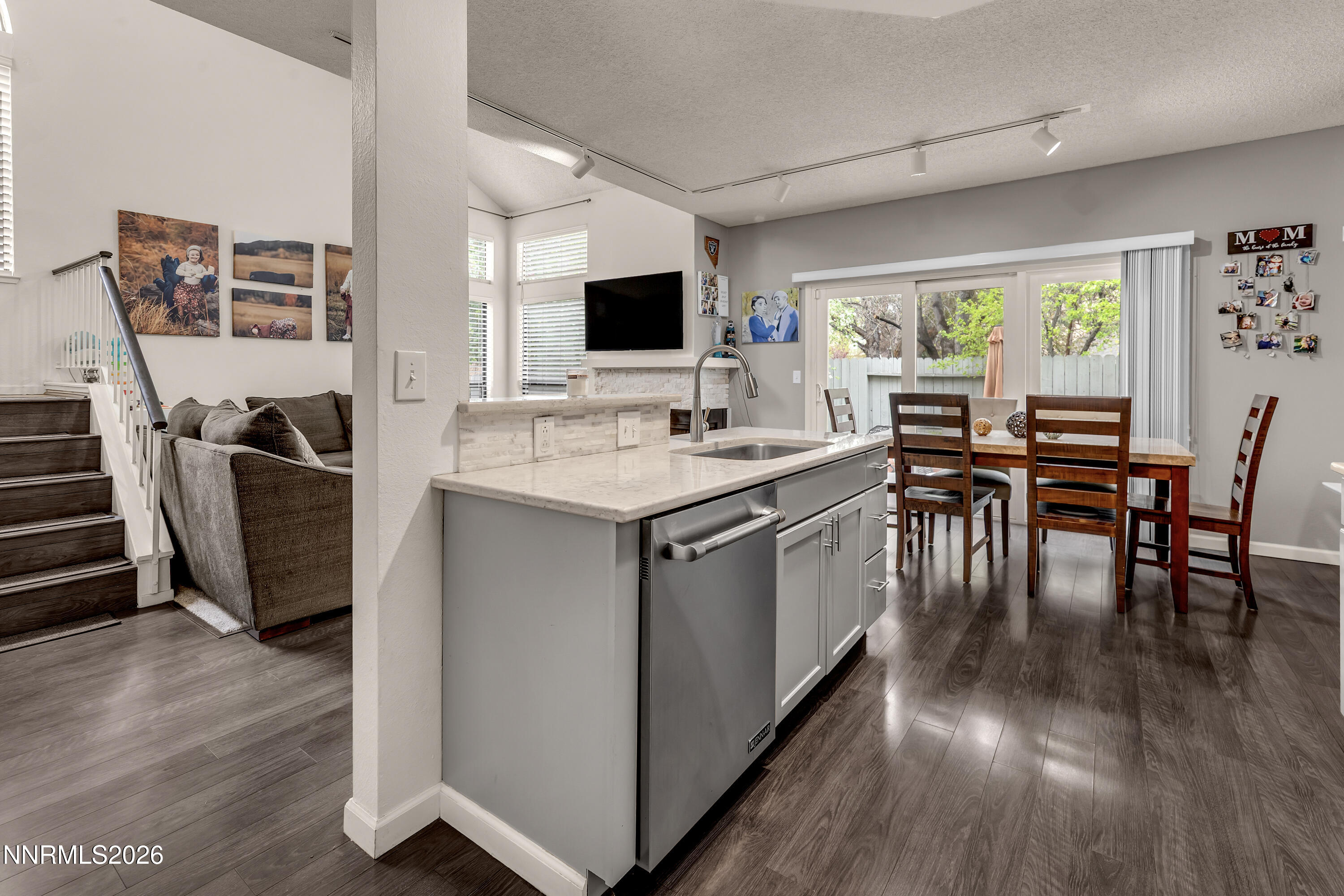 4336 Leeward Lane Reno, NV 89502 - Photo 15 of 49 Leeward-011