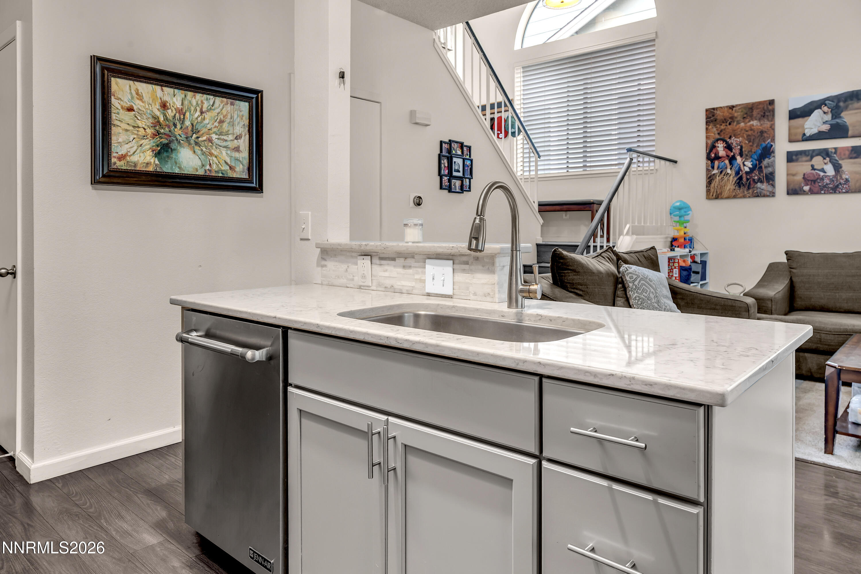 4336 Leeward Lane Reno, NV 89502 - Photo 18 of 49 Leeward-015