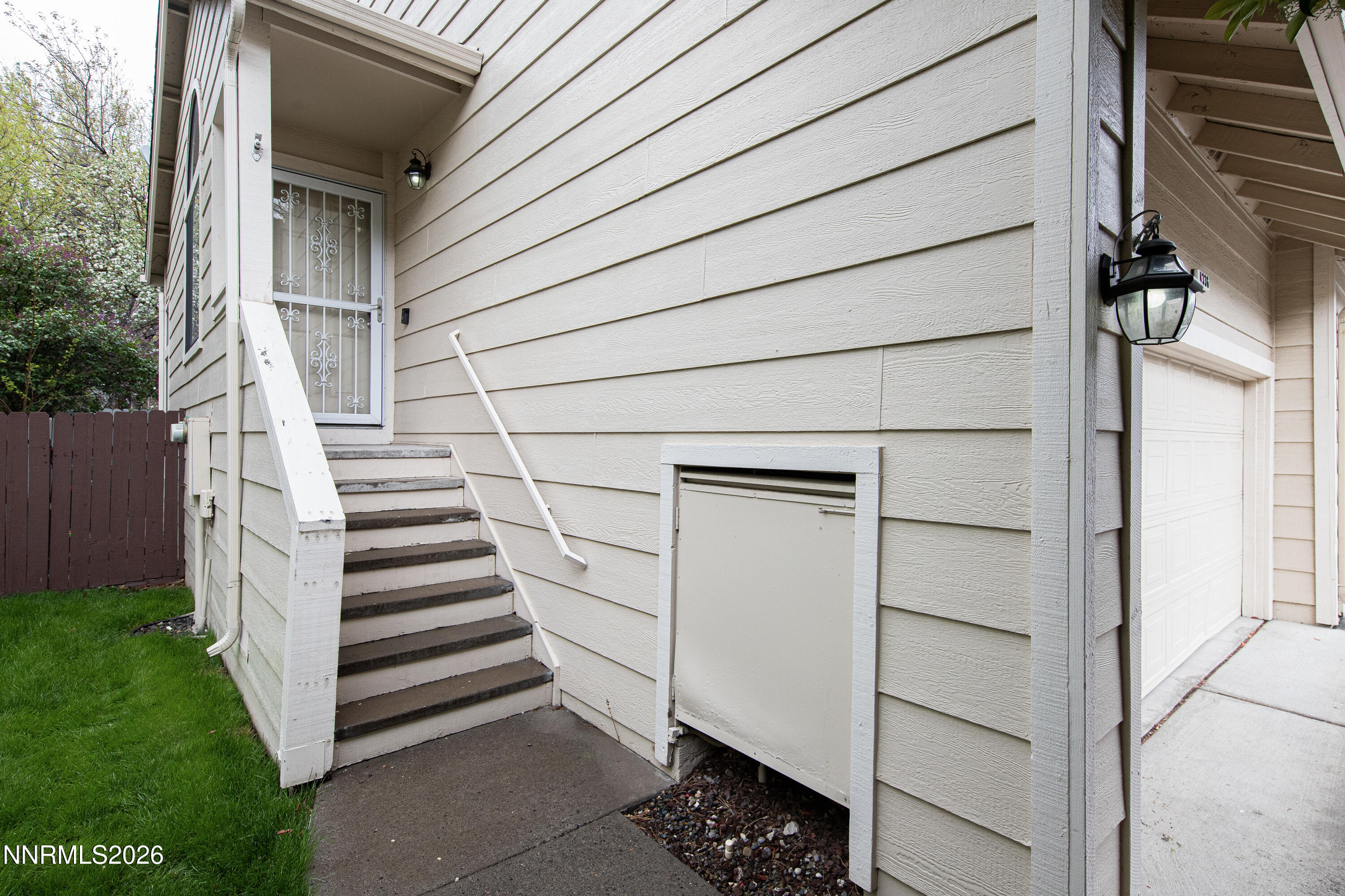 4336 Leeward Lane Reno, NV 89502 - Photo 3 of 49 Leeward-034