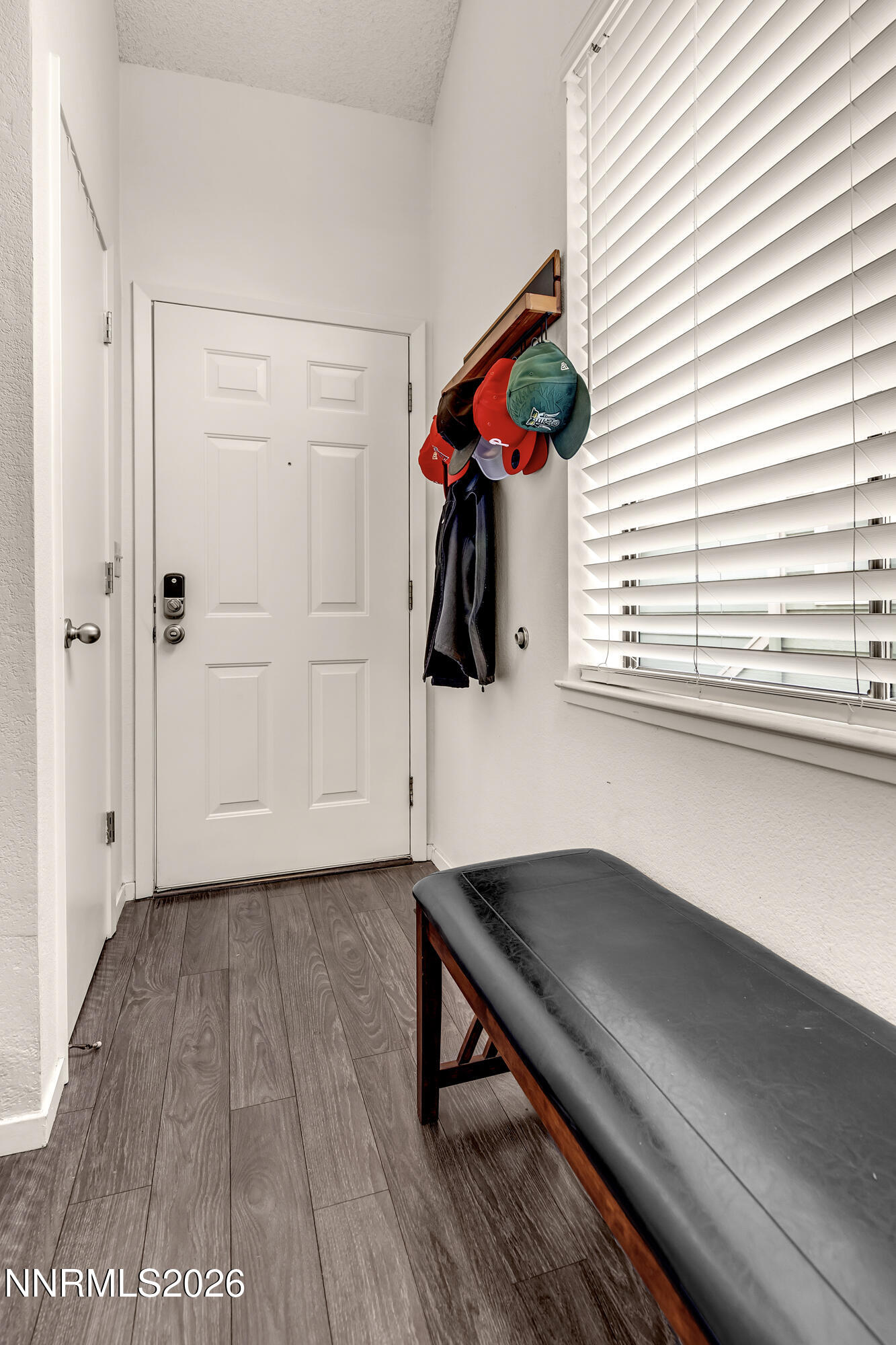 4336 Leeward Lane Reno, NV 89502 - Photo 4 of 49 Leeward-018