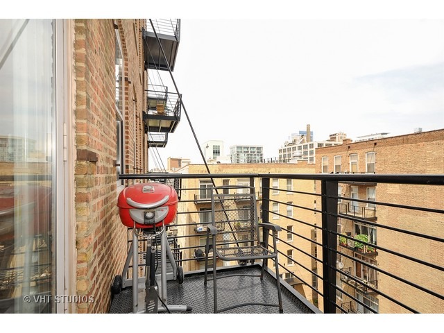 420 South Clinton Street, Unit 605A Chicago, IL 60607 - Photo 9 of 10