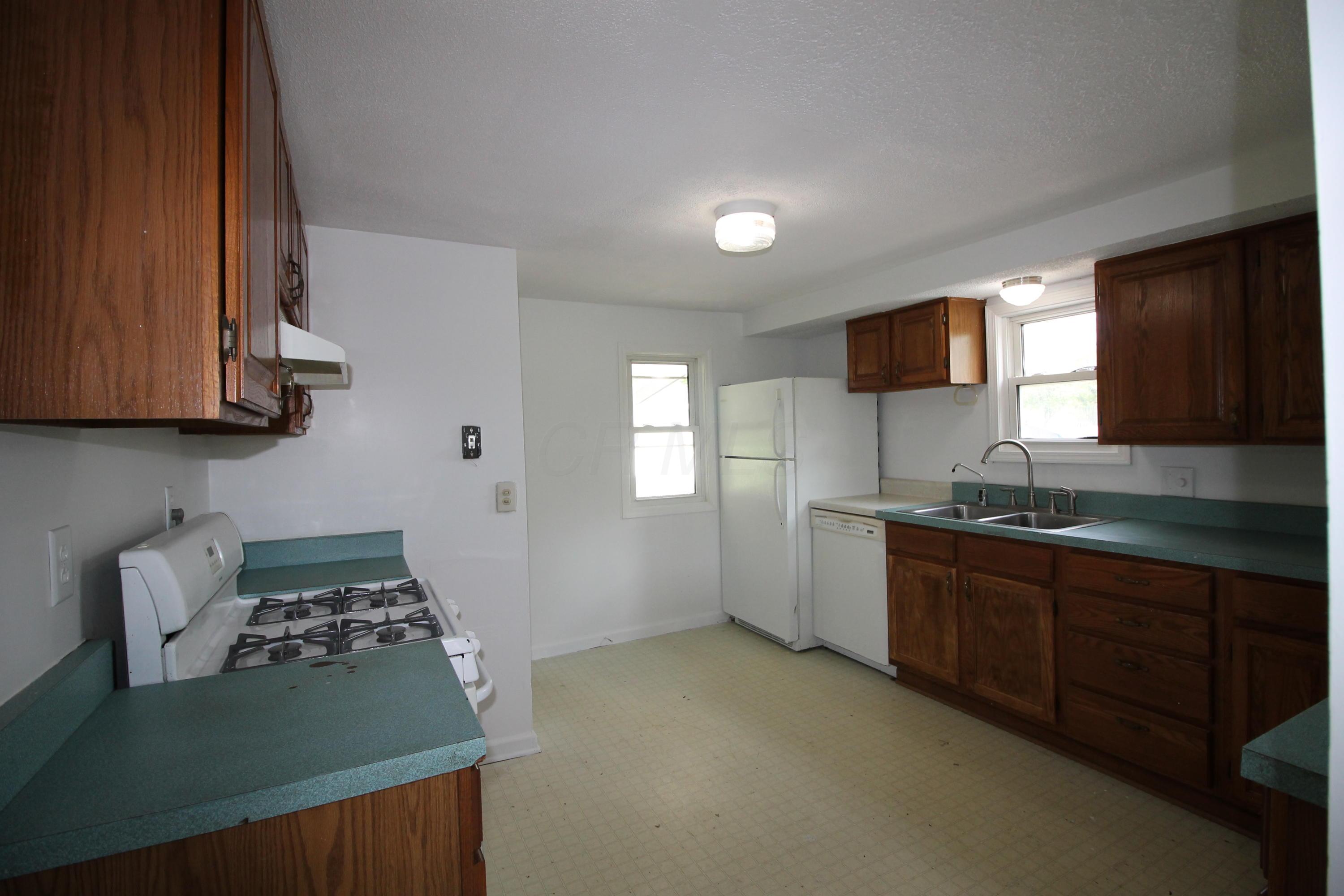 9 South Stewart Road Mansfield, OH 44905 - Photo 8 of 35 Gallery Image 8