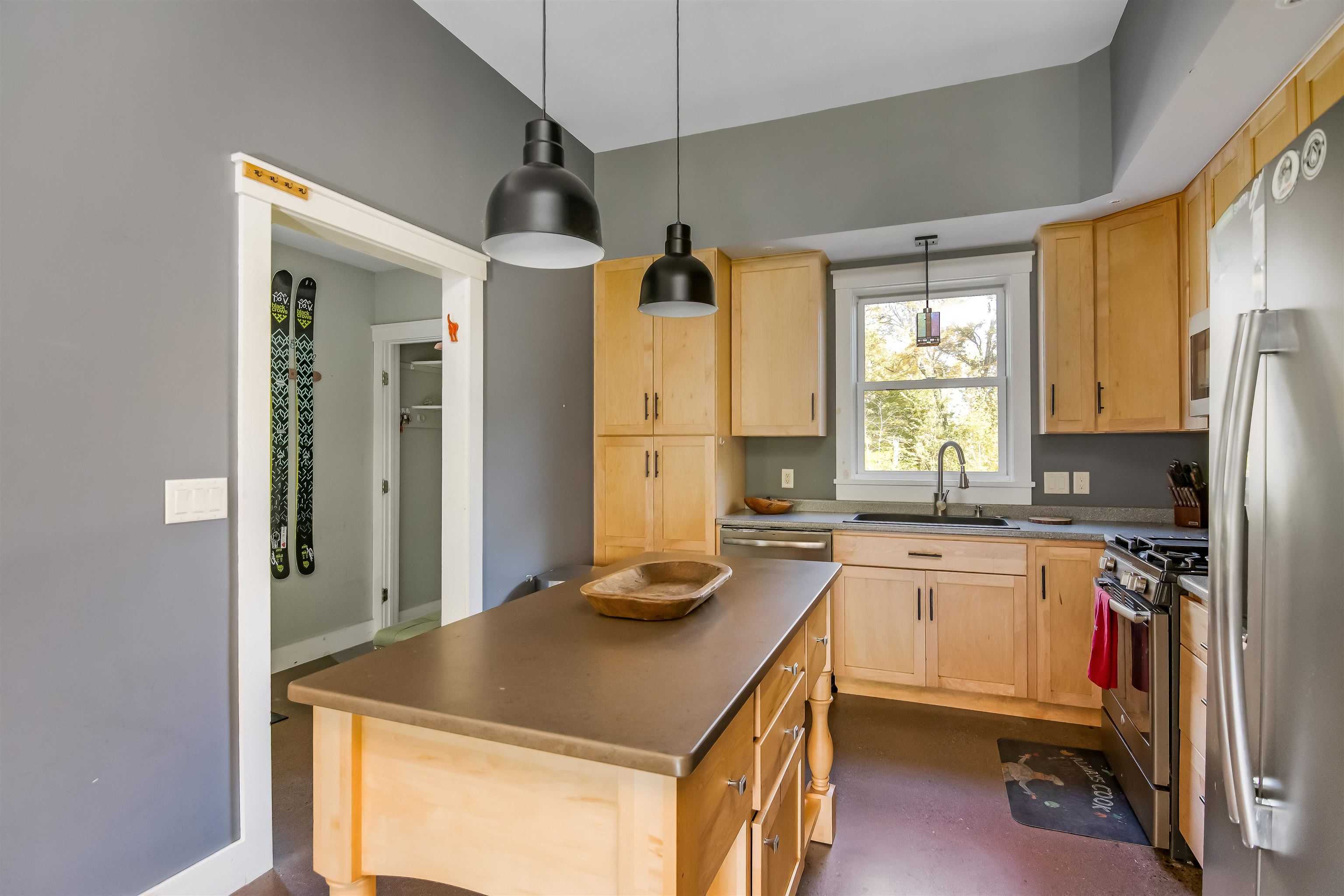 580 Moren Loop Morristown, VT 05661 - Photo 32 of 35