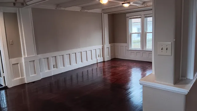 $3,300 | 2221 Highway 83, Delafield, WI 53029