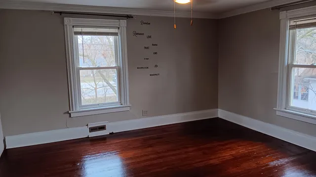 $3,300 | 2221 Highway 83, Delafield, WI 53029