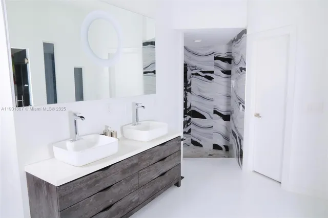 a bathroom with a bathtub
