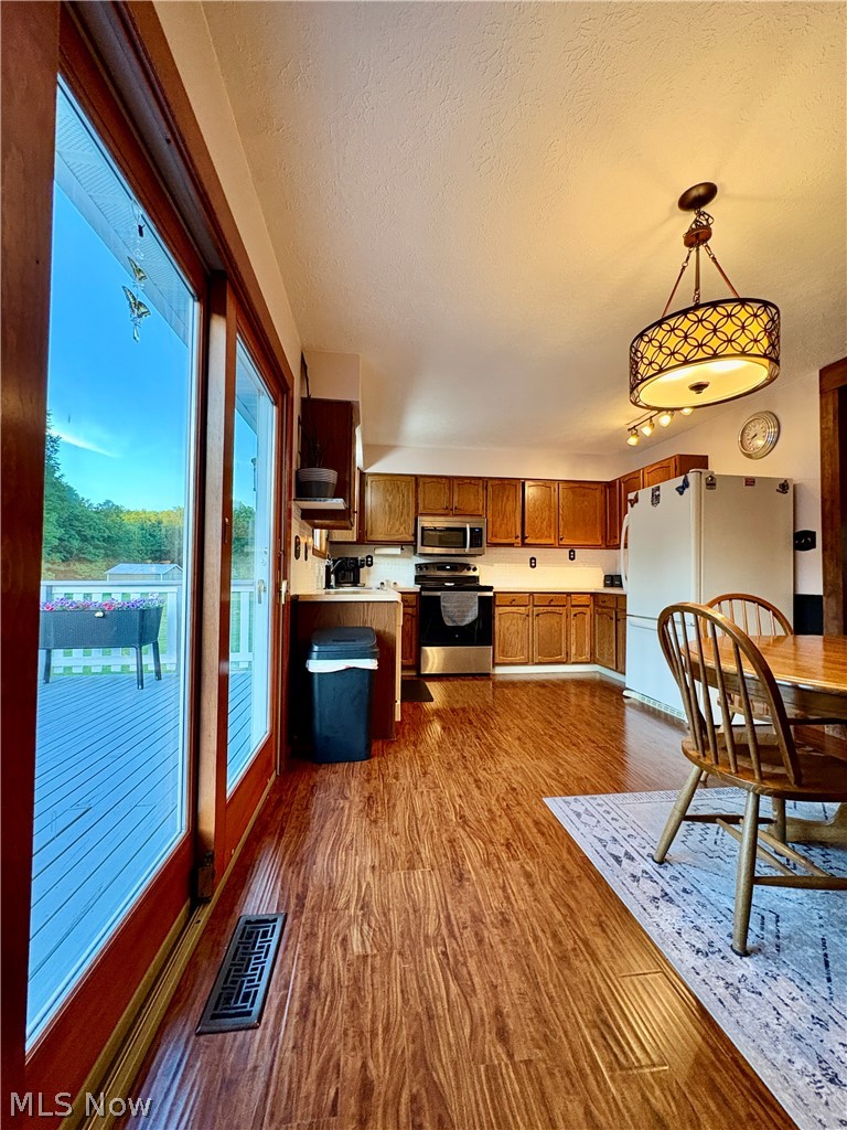 8591 Crow Road Litchfield, OH 44253 - Photo 8 of 30
