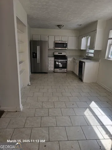 $204,900 | 11187 Shannon Circle, Hampton, GA 30228