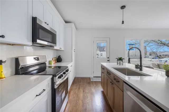 $465,000 | 26 Ledge Drive, West Warwick, RI 02893